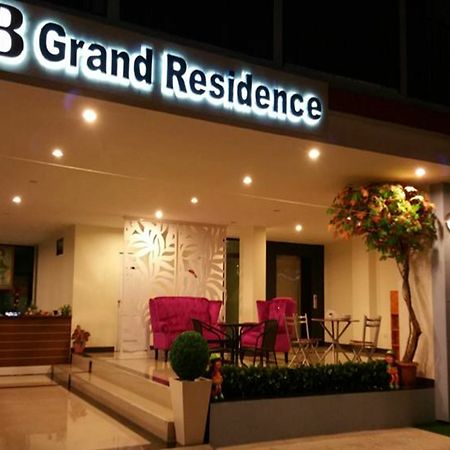 Bb Grand Residence Pattaya Buitenkant foto