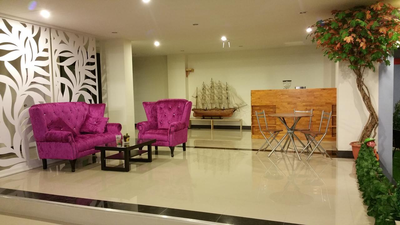Bb Grand Residence Pattaya Buitenkant foto