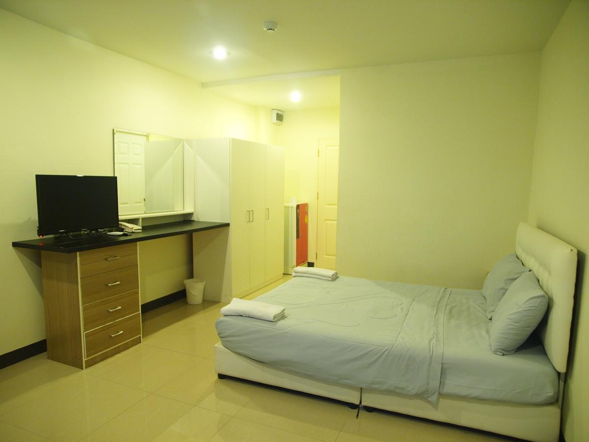 Bb Grand Residence Pattaya Buitenkant foto