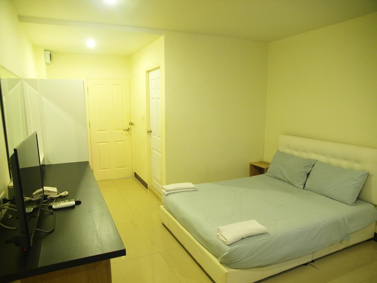 Bb Grand Residence Pattaya Buitenkant foto