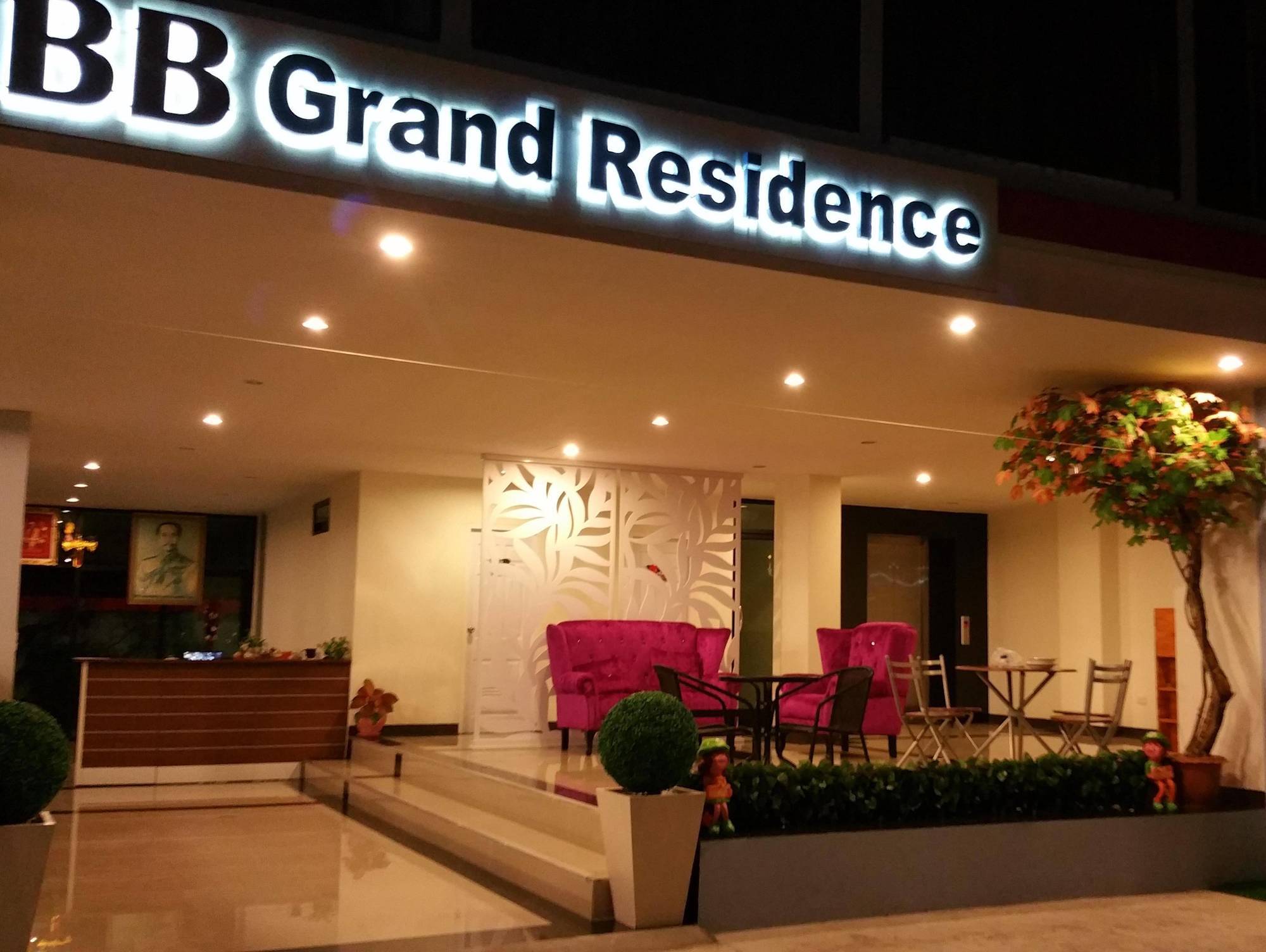 Bb Grand Residence Pattaya Buitenkant foto