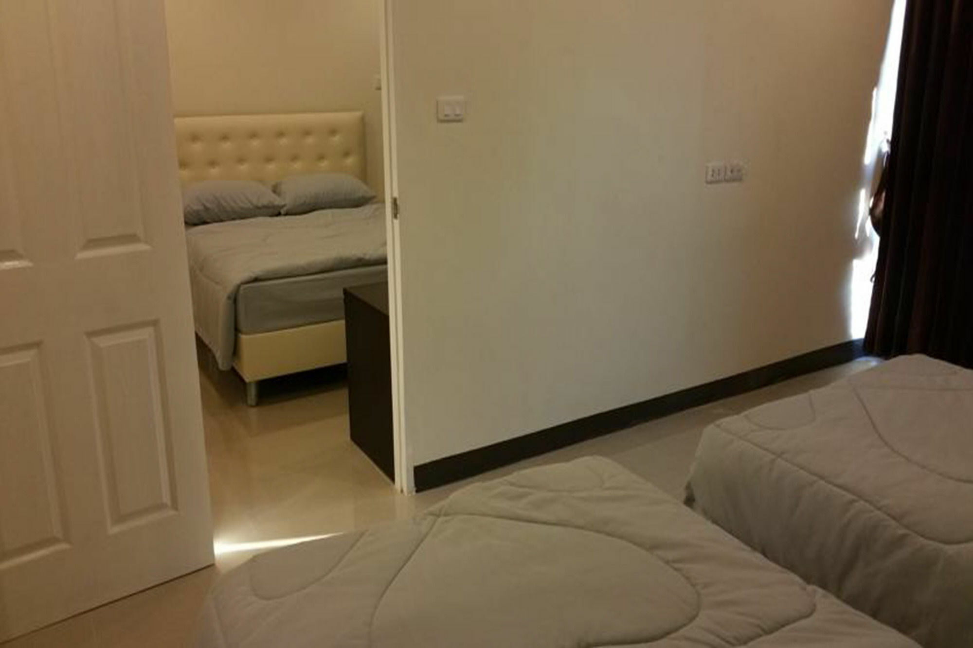 Bb Grand Residence Pattaya Buitenkant foto