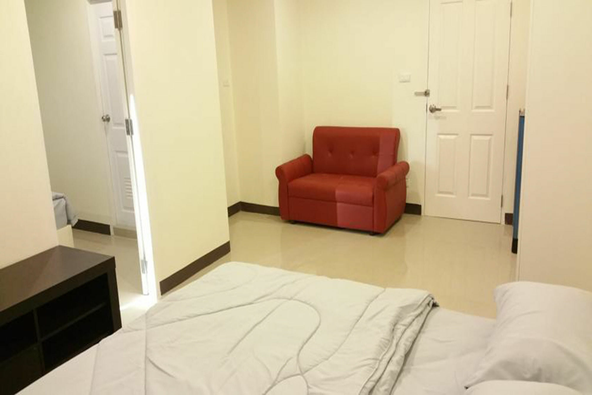 Bb Grand Residence Pattaya Buitenkant foto