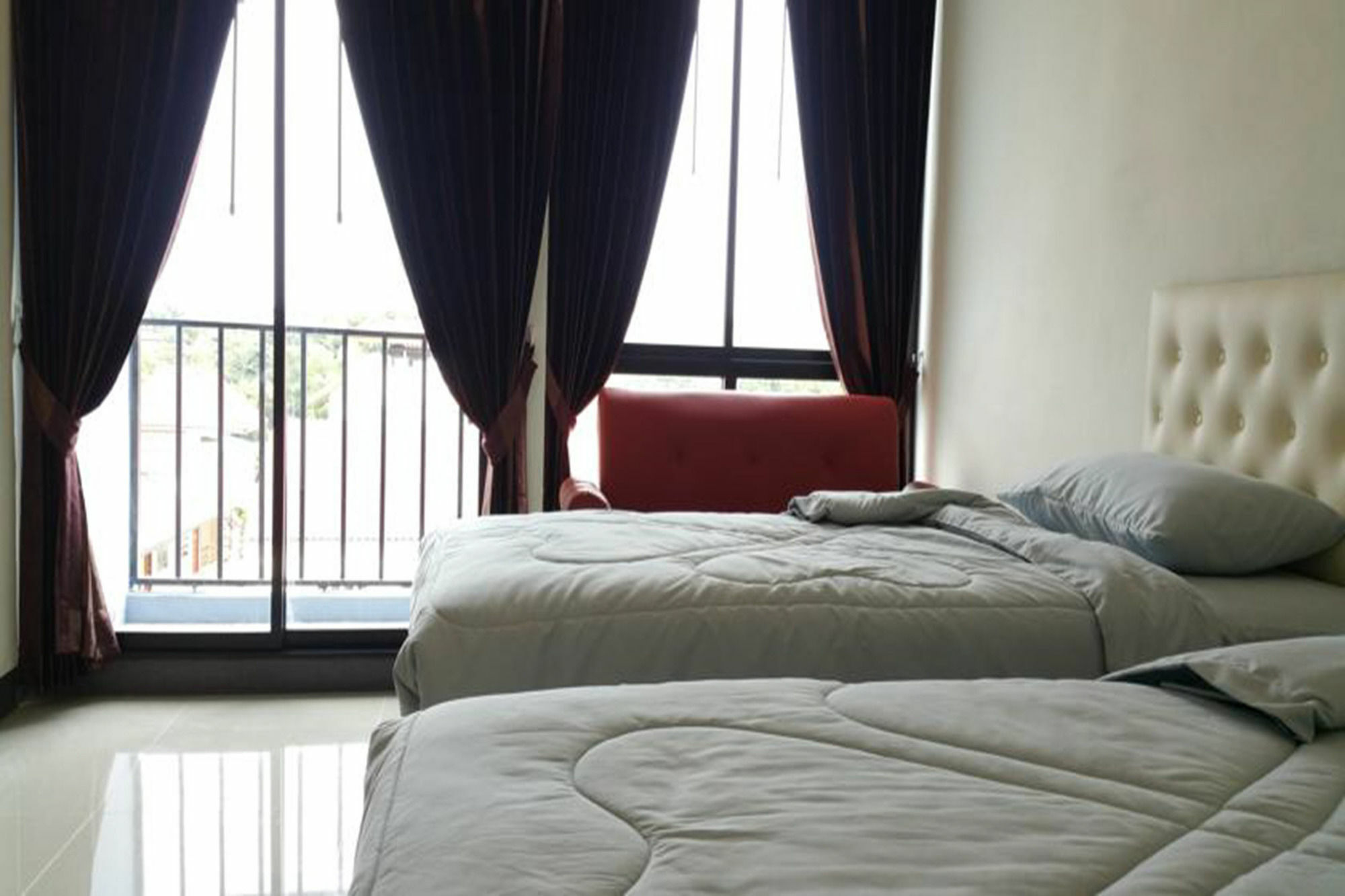 Bb Grand Residence Pattaya Buitenkant foto